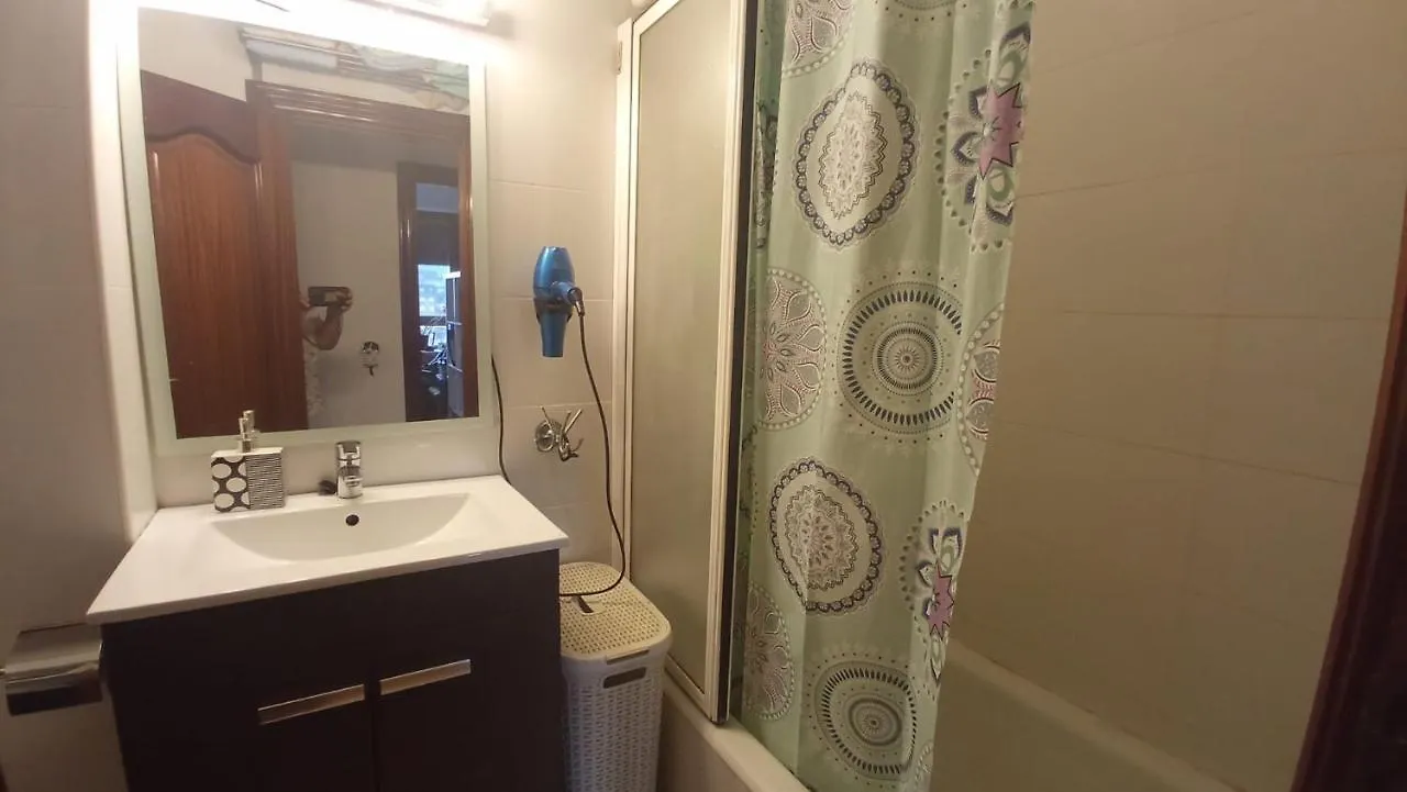 Habitación en casa particular Apartamento Gaia Hab Doble Con Bano Compartido Bilbao España
